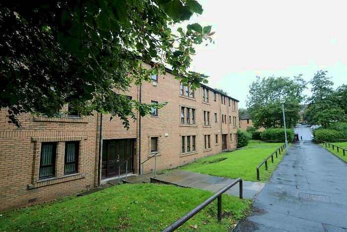 2 Bedroom Flat To Rent In Garriochmill Way, Glasgow, G20
