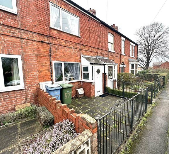 2 Bedroom Terraced House To Rent In Strawberry Road, Retford, DN22
