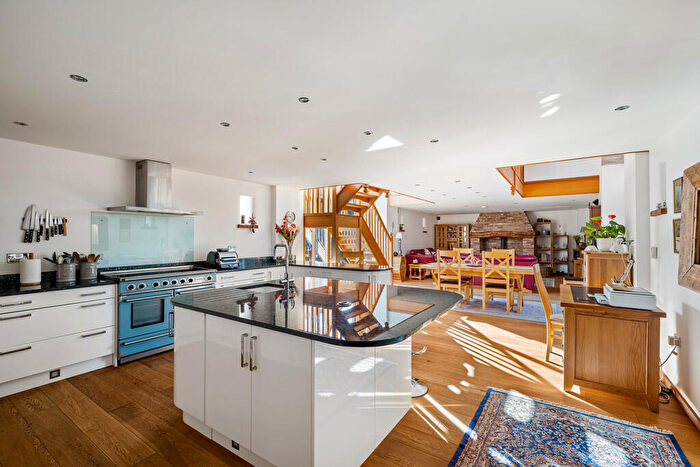 2 Bedroom Barn Conversion For Sale In Brampton, Lincoln, LN1