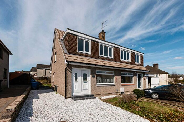 3 Bedroom Semi-Detached House For Sale In Newton Road, Bishopton, PA7