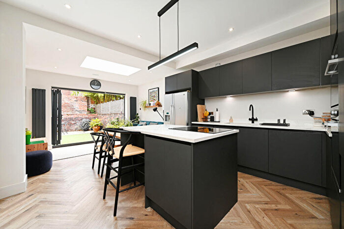 3 Bedroom Terraced House For Sale In Onslow Road, Endcliffe Park, Sheffield, S11