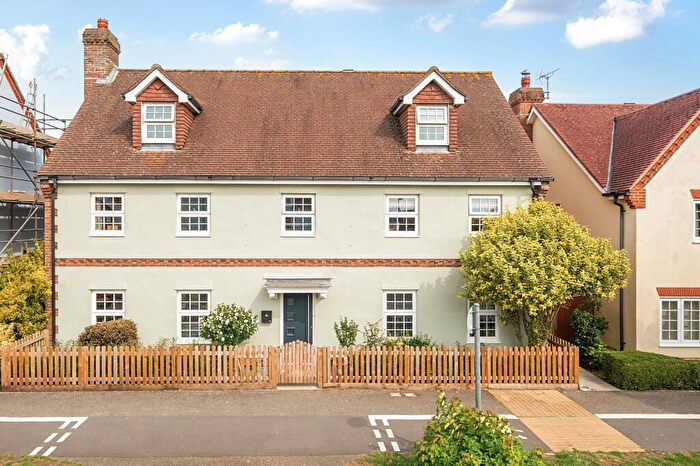 6 Bedroom Detached House For Sale In Rowan Way, Angmering, BN16