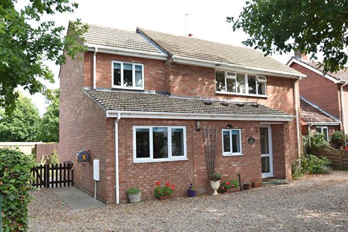 3 Bedroom Detached House For Sale In Market Street, Tunstead, NR12