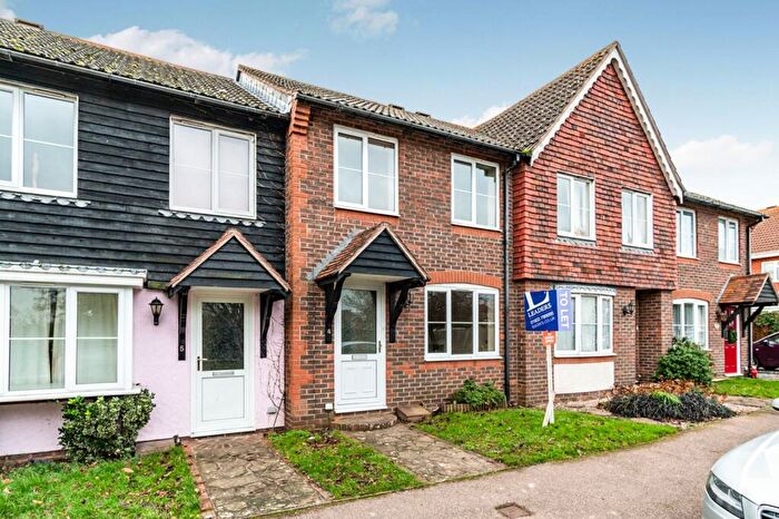 3 Bedroom Terraced House To Rent In Brookenbee Close, Rustington, BN16