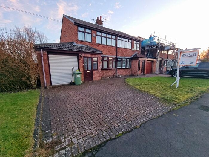 3 Bedroom Semi-Detached House To Rent In Broadway, Eccleston, WA10