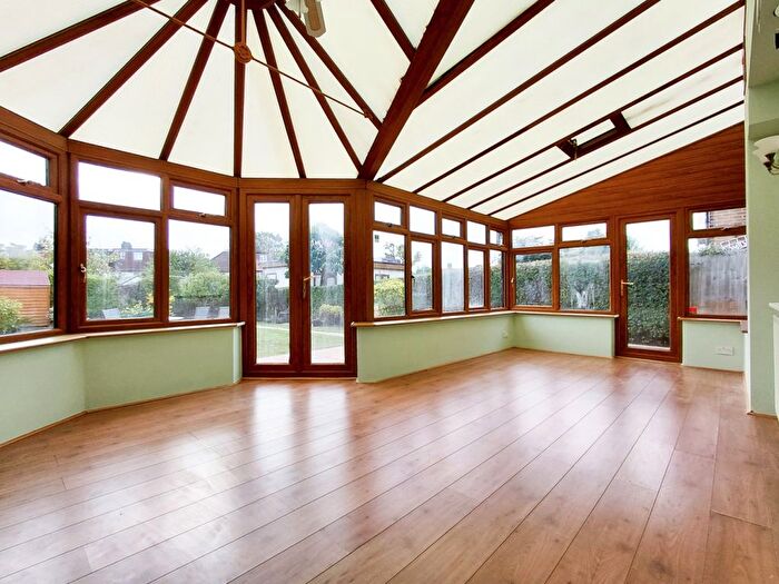 4 Bedroom Semi-detached House To Rent In Saxon Drive, London, W3