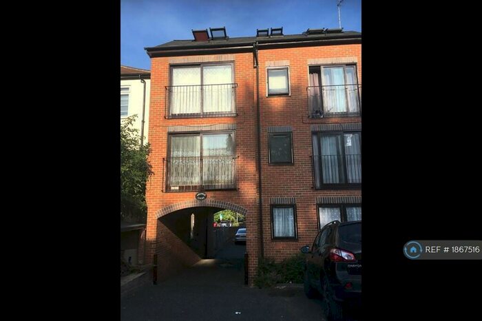 1 Bedroom Flat To Rent In Archway Court, Dartford, DA1