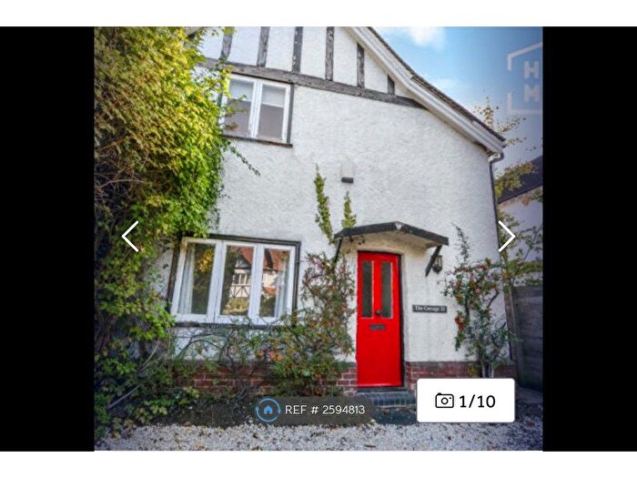 3 Bedroom Detached House To Rent In Plough Lane, Purley, CR8