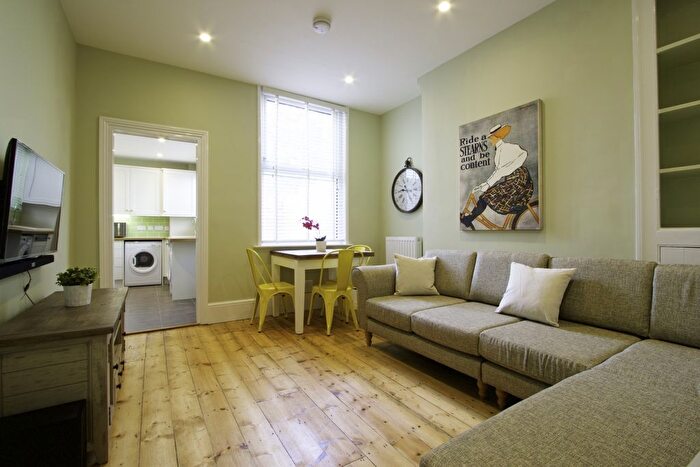 5 Bedroom Terraced House To Rent In Newstead Grove, Nottingham, NG1