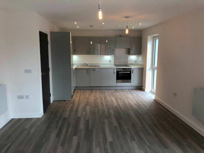 1 Bedroom Flat To Rent In Darwin House, Holmesley Road, Borehamwood, WD6