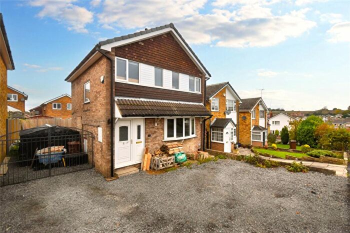 3 Bedroom Detached House For Sale In Gibson Lane, Kippax, Leeds, West Yorkshire, LS25