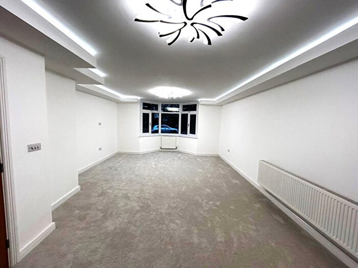 5 Bedroom Detached House For Sale In Hamstead Hill, Birmingham, B20
