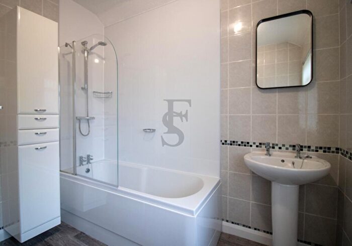2 Bedroom End Of Terrace House To Rent In Charnwood Avenue, Whetstone, LE8