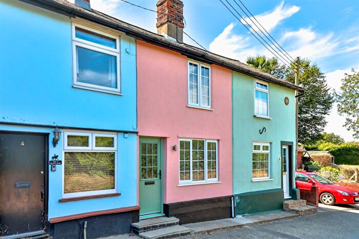 2 Bedroom Cottage For Sale In Elm Lane, Washbrook, Ipswich, IP8