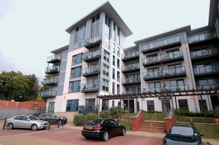 1 Bedroom Flat To Rent In Mckenzie Court, Maidstone, ME14