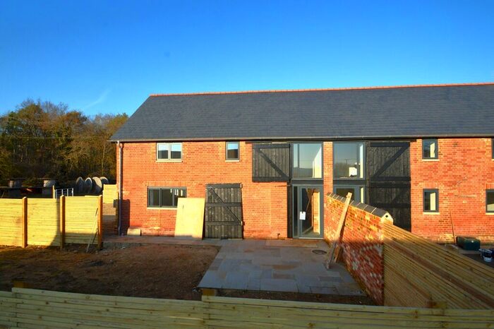 3 Bedroom Barn Conversion To Rent In Russells Road, Halstead, CO9
