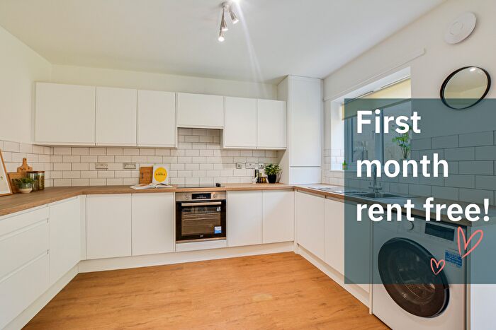 3 Bedroom End Of Terrace House To Rent In The Oaks, DH7