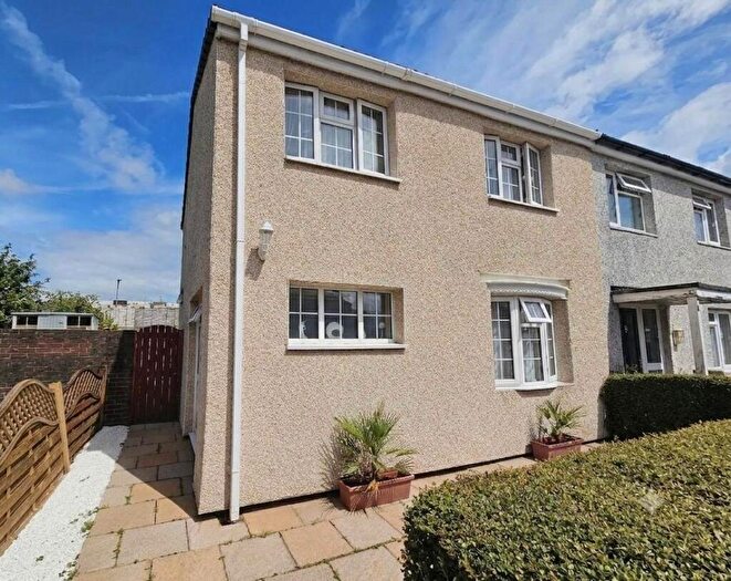 3 Bedroom Semi-Detached House For Sale In Wentloog Close, Cwmbran, NP44