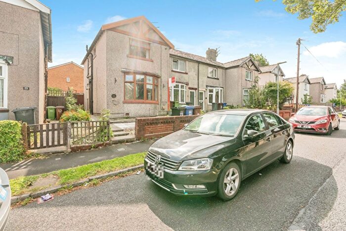 3 Bedroom Semi Detached House For Sale In Montrose Street, Brierfield, Nelson, Lancashire, BB9