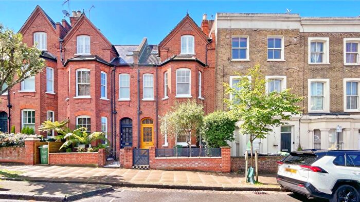 4 Bedroom House For Sale In Chester Road, Dartmouth Park, N19