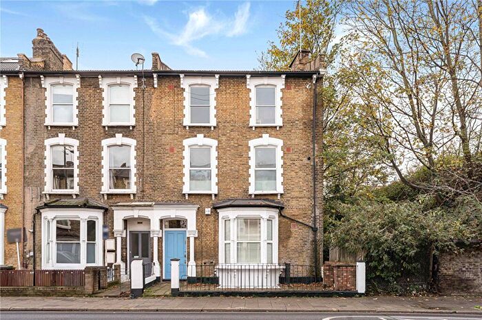 1 Bedroom Apartment For Sale In Graham Road, London, E8