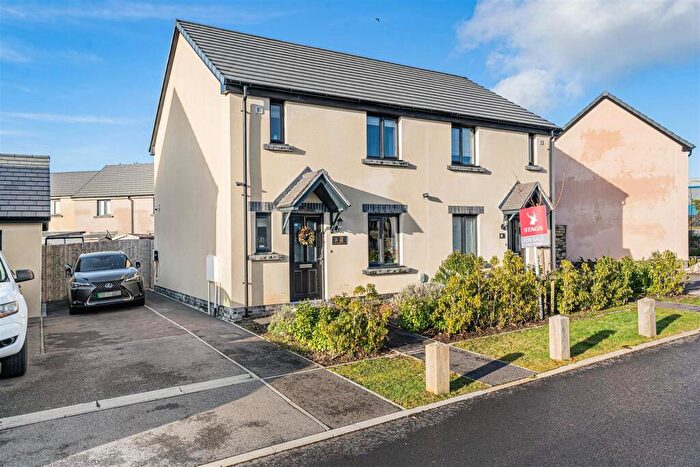 3 Bedroom Semi Detached House For Sale In Old Well Road, Okehampton, EX20