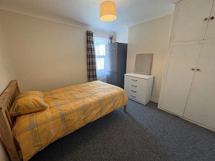 1 Bedroom House Of Multiple Occupation To Rent In Bournemouth Road, Poole, Dorset, BH14