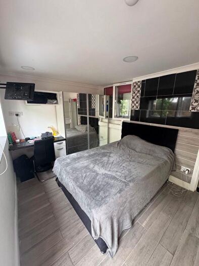 1 Bedroom Flat To Rent In Tresham Crescent, Lisson Grove, London, NW8