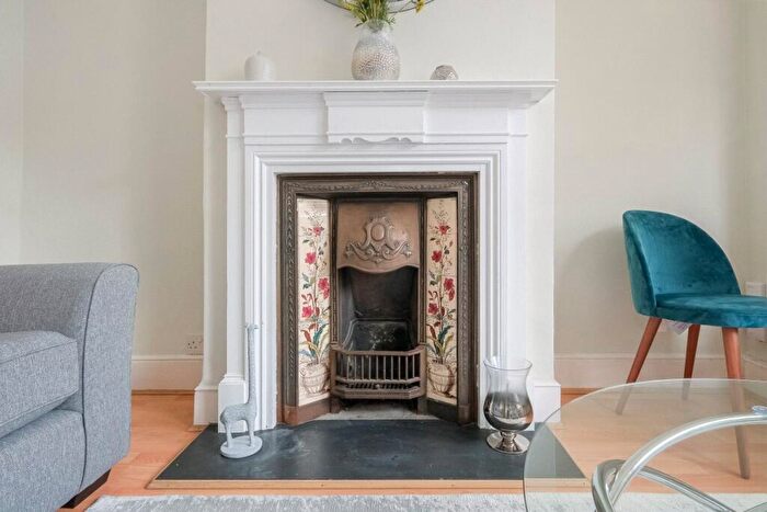 1 Bedroom Flat To Rent In Carr Road, Walthamstow, E17