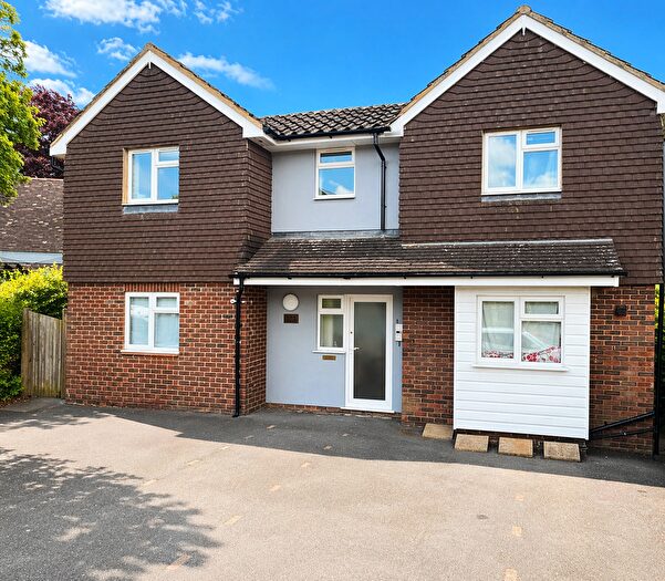 2 Bedroom Flat To Rent In Doric House, Doric Avenue, Tunbridge Wells, TN4