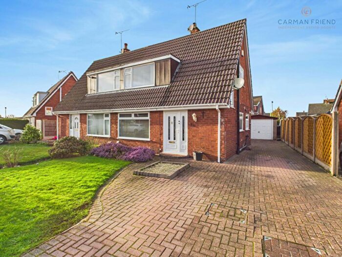 3 Bedroom Semi Detached House For Sale In St. James Avenue, Upton, CH2