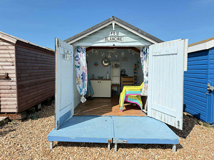 Chalet For Sale In Sea Front, PO11