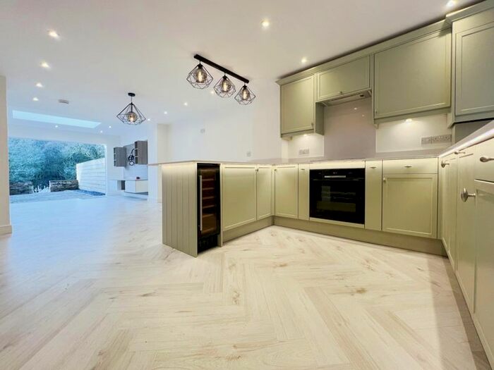 3 Bedroom Cottage To Rent In Papermill Road, Bromley Cross, Bolton, BL7