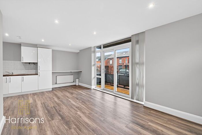 2 Bedroom Flat To Rent In Hulton Mount, St Helens Road, Bolton, BL3