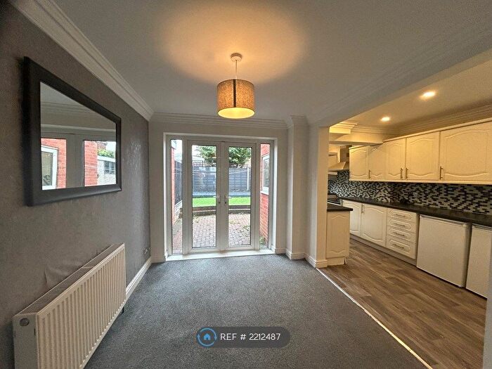 3 Bedroom Semi-Detached House To Rent In Webster Crescent, Rotherham, S61