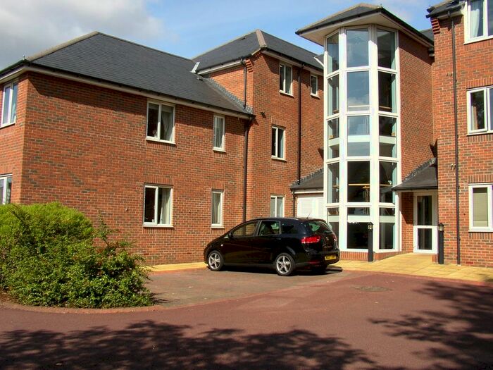 2 Bedroom Flat To Rent In Invertay, Cuthbert Walk, Church Road, Gosforth, Newcastle Upon Tyne, NE3