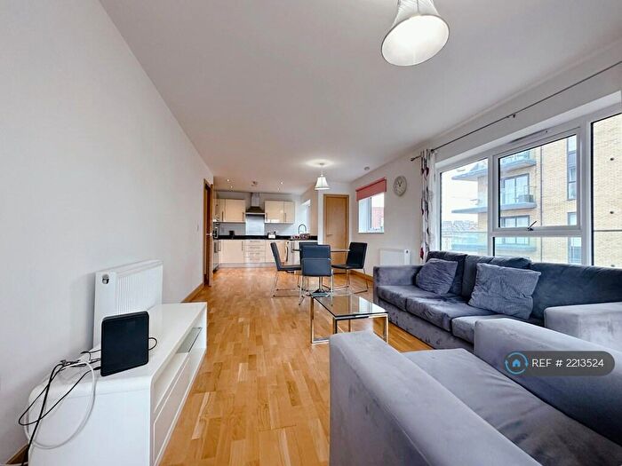 2 Bedroom Flat To Rent In Oldfield Place, Dartford, DA1