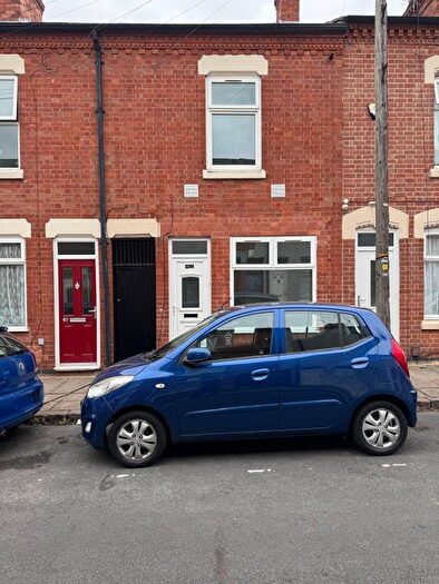 3 Bedroom Terraced House To Rent In Avon Street, Leicester, Leicestershire, LE2
