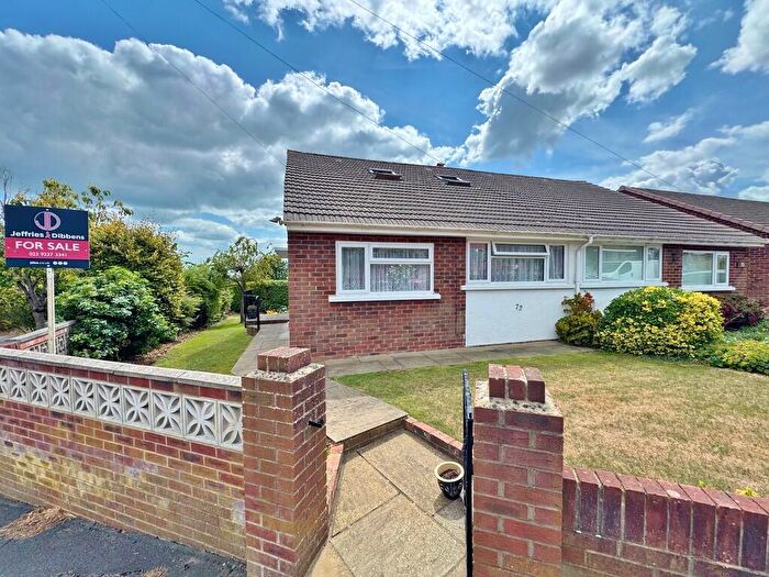 2 Bedroom Semi-Detached Bungalow For Sale In Courtmount Grove, Drayton, PO6