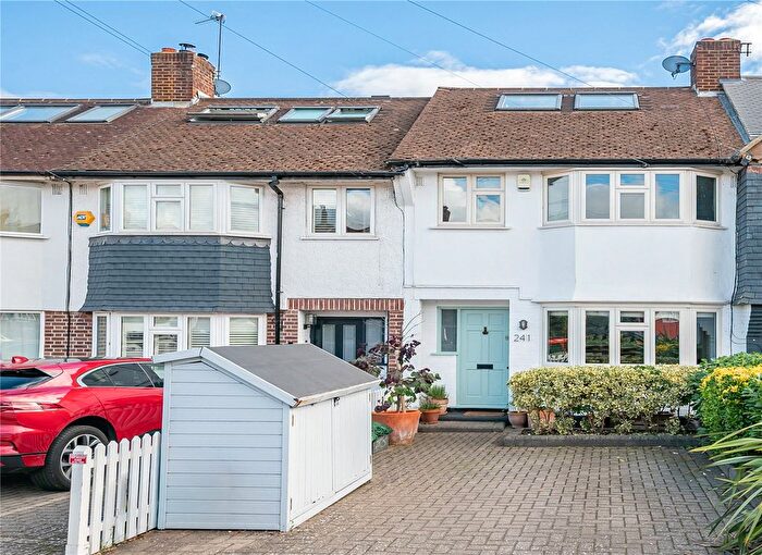 4 Bedroom Terraced House For Sale In Lincoln Avenue, Twickenham, TW2