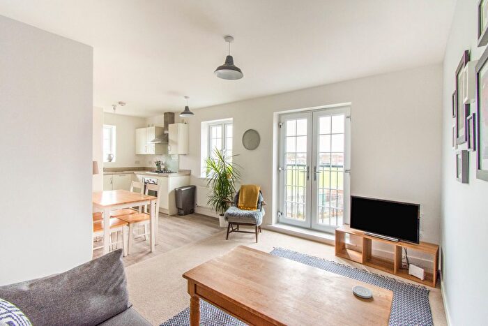 2 Bedroom Flat To Rent In Buttermere Crescent, Doncaster, DN4