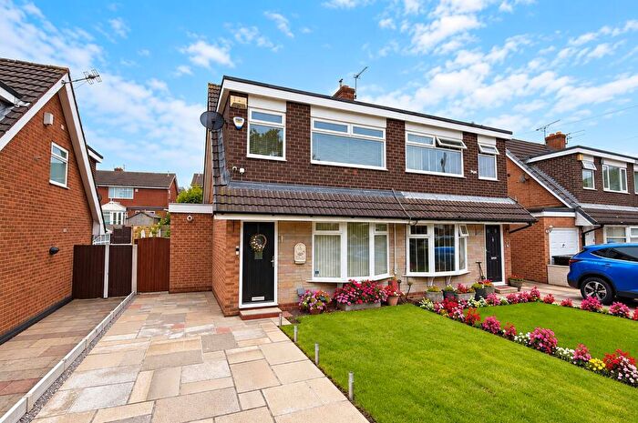 3 Bedroom Semi-Detached House For Sale In Irlam Road, Flixton, Manchester, M41