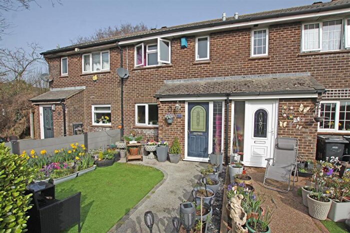 3 Bedroom Terraced House For Sale In Blackfield Road, Bournemouth, BH8