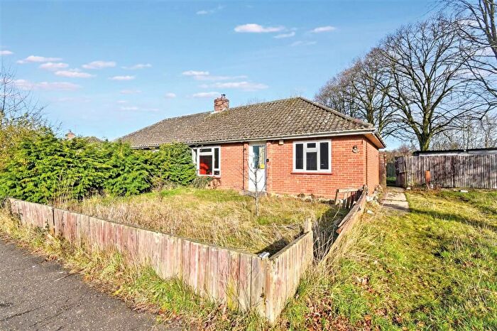 2 Bedroom Semi-Detached Bungalow For Sale In Norwich Road, Cawston, Norwich, NR10