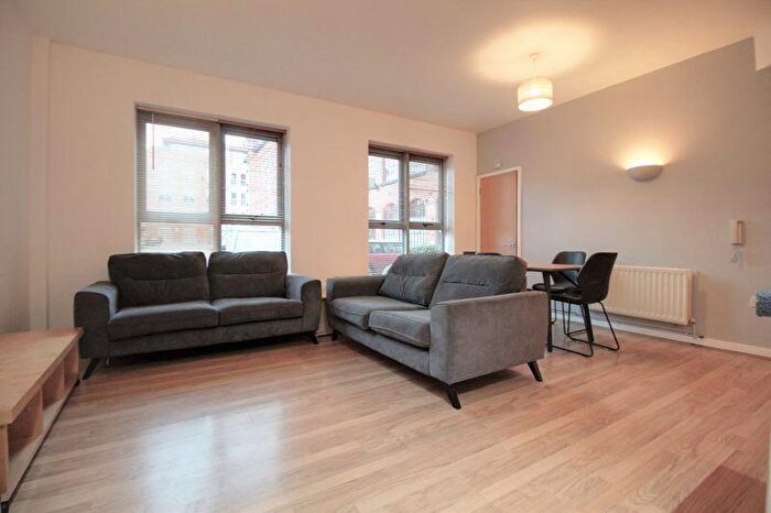 2 Bedroom Flat To Rent In Portland Square, Portland Road, Arboretum, NG7