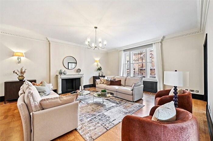 5 Bedroom Flat To Rent In Hans Court, Hans Road, London, SW3