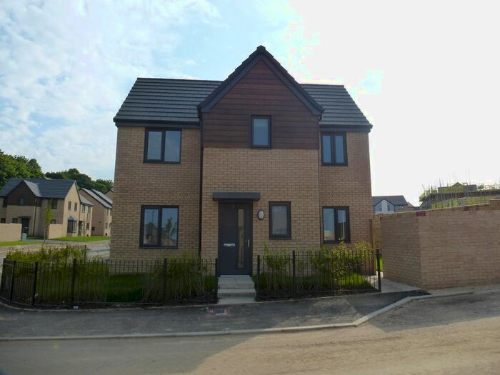 3 Bedroom Detached House To Rent In Pommern Drive, Edlington, Doncaster, DN12