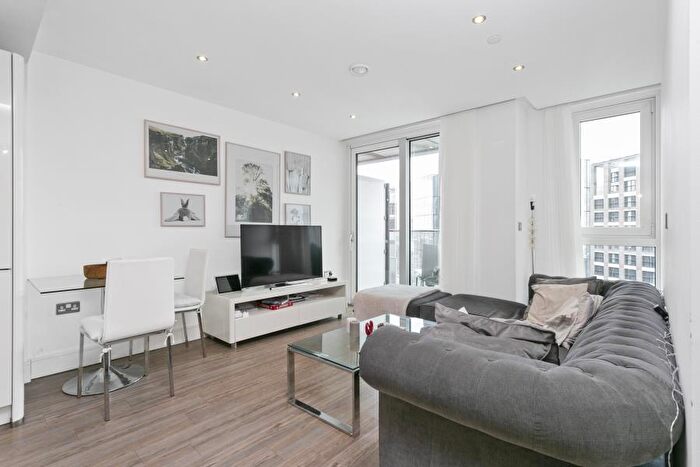 1 Bedroom Apartment To Rent In Altitude Point, Alie Street, E1