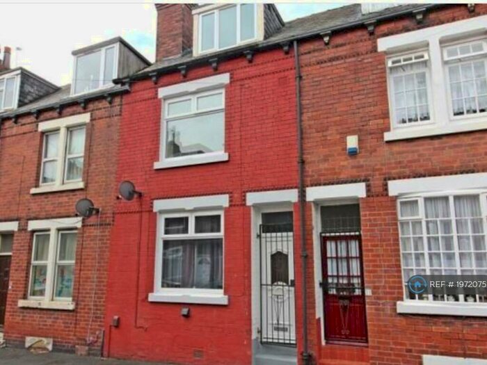 2 Bedroom Terraced House To Rent In Dawlish Road, Leeds, LS9