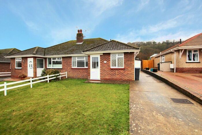 2 Bedroom Bungalow To Rent In Downside Avenue, Worthing, West Sussex, BN14